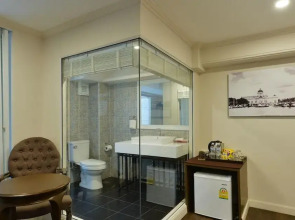 Siam Champs Elyseesi Unique Hotel