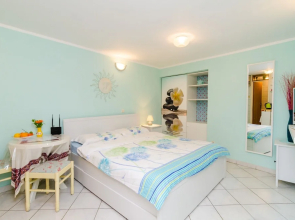 Apartments 4M