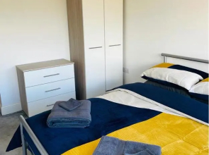 #0410 Lovely one bedroom apartment with free parking