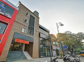 Itsy Hotels Deluxe Inn