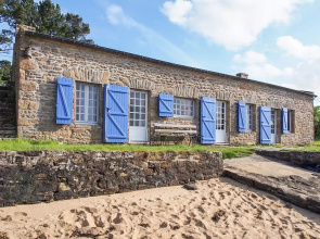 Original Seaside House in Brittany With 4 Bedrooms, Lovely Garden, Jet