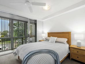 Pool View 3-Bed Oasis in Drift Resort