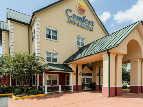 Comfort Inn & Suites Grenada