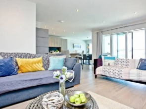 Fistral Two Bed Apartment in Pentire