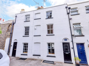 Newly Refurbished Cottage - Ramsgate