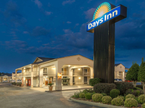 Days Inn by Wyndham Shorter