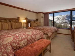 Resort at Squaw Creek Studio 806