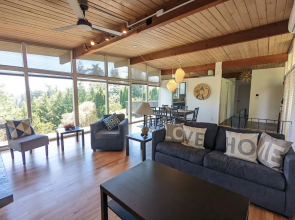 Seattle Vacation Home - Lake Forest Park
