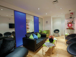 Park Grand Paddington Court