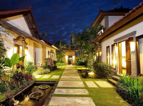 The Junno Villa