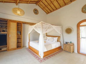 Lumina Villa Sidemen