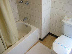 Hollywood La Brea Inn