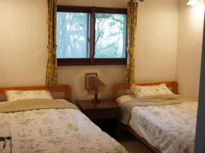 Gallery Hara & Guest House