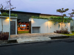 Urban Villa - Joshua District
