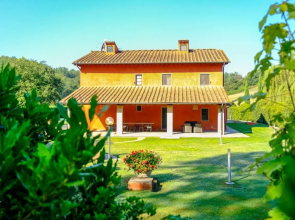 Villa Casa Rossa - In the Middle of Tuscany