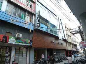 Hotel Reva Regency