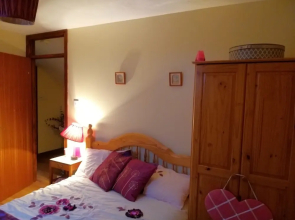 Captivating 8-bed House in Antrim