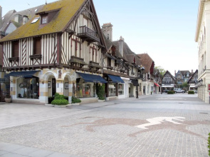 Les Marinas 10403
