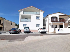 Sofia A4 Dole in Novigrad