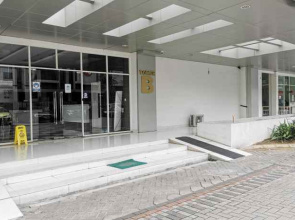 Apartemen Sentul Tower By RedsRoom