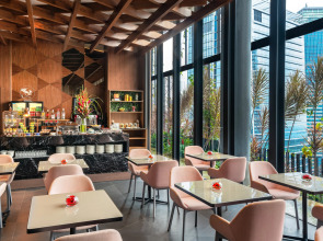 Oasia Hotel Downtown Singapore by Far East Hospitality