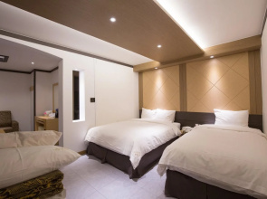 Hotel Bom