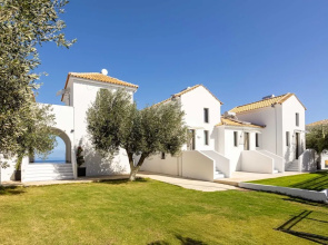 Eneos Boutique Residence - Koroni Garden Gem