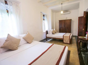 Villa Indrasiriya