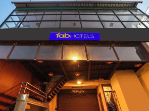 Fabhotel Lloyd’S Inn