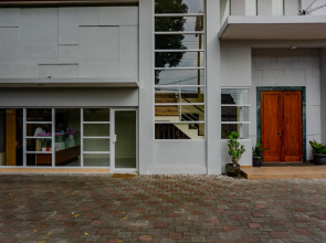 RedDoorz near Jogja City Mall 4