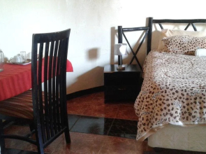 Gaetsho Lodge
