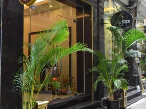 S Central Hotel & Spa