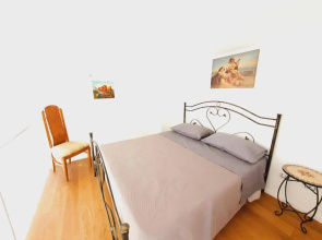 "Guttuso tribute suite" experience apartment