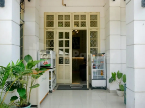 D Palma Near Lokananta Manahan Mitra RedDoorz