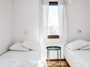 6 Person Holiday Home in Löttorp