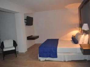 For You Hotel
