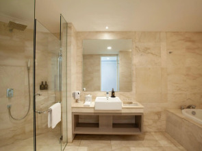 Platinum Hotel Jimbaran Beach Bali