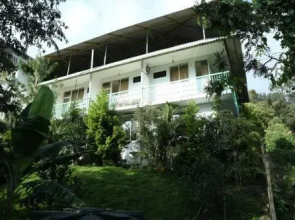 Anna Homestay Munnar