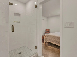 Luxury Home Just 2blcks From Main St!