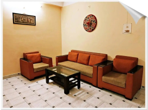 Non-AC Single Room on rent at KL Villa