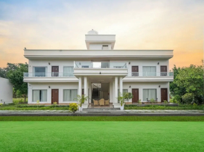 Corbett The Regnum Resort