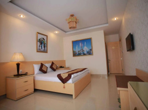 Tulip Hotel 2