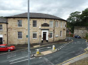 Queen Hotel