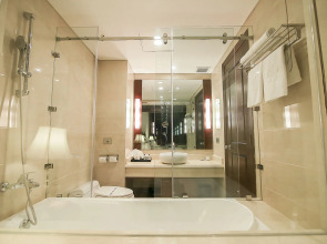 Sai Gon Ha Long Hotel