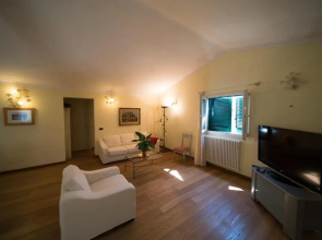 Florence Country Cottage