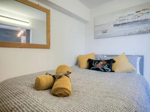 Driftwood Den - 1 Bedroom Apartment - Saundersfoot