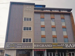 RR Grand Inn