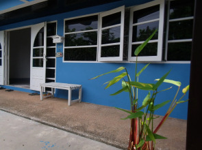 Albatross Guesthouse @ Thungwualaen Beach