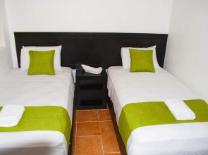 Hotel Arrecifes Costamaya