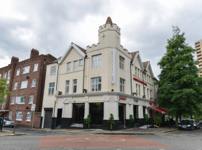 London Star Hotel